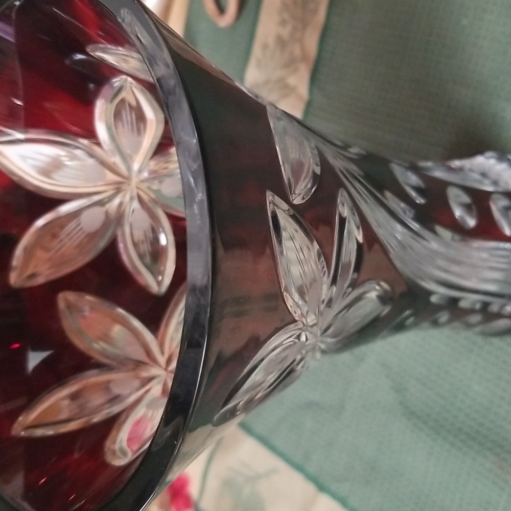 🥀CUT LEAD GLASS TULIP VASE - Picture 6 of 8